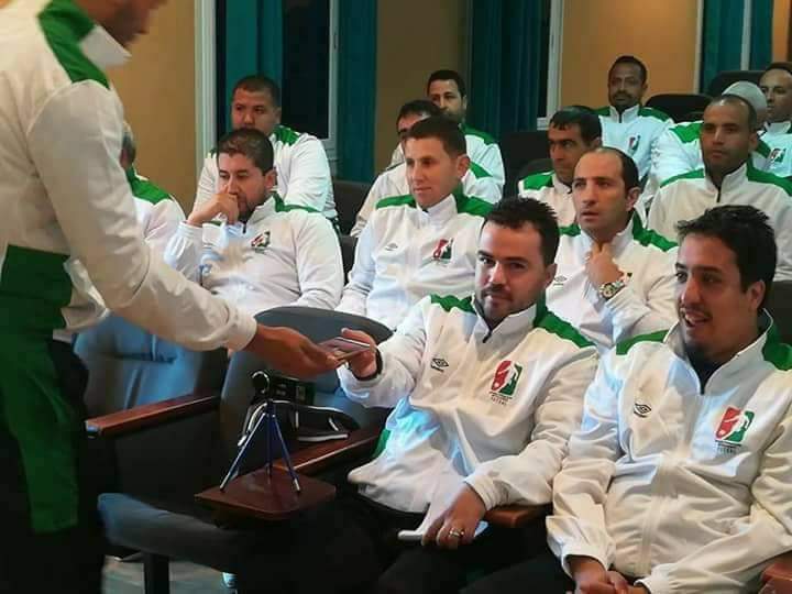 استمارة المعلومات الخاصة بمدربين كرة القدم داخل القاعة